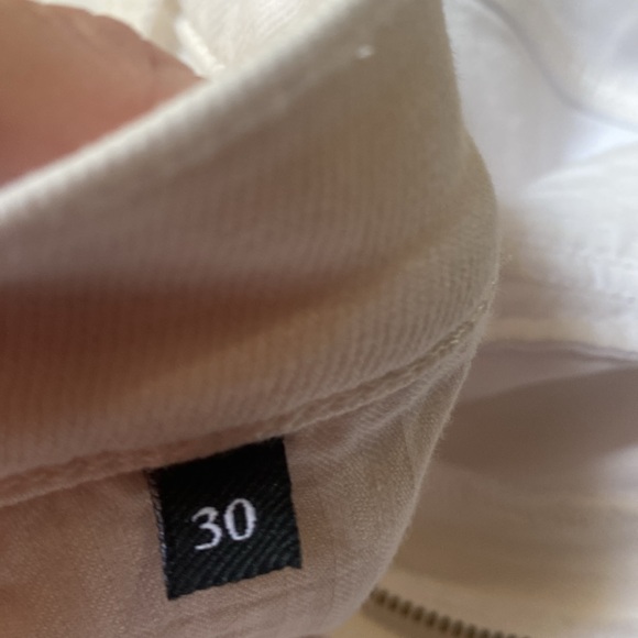 7 for all mankind - white cropped jeans - NWT - size 30 - Picture 6 of 6